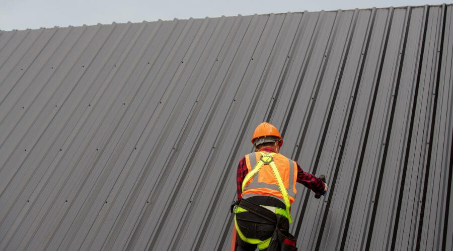 Professional gutter cleaning in Tahoe Vista, CA